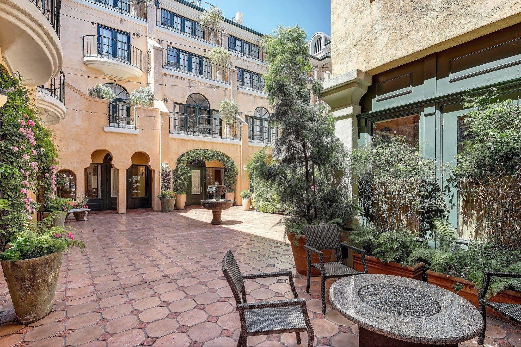 El Prado Hotel 4*